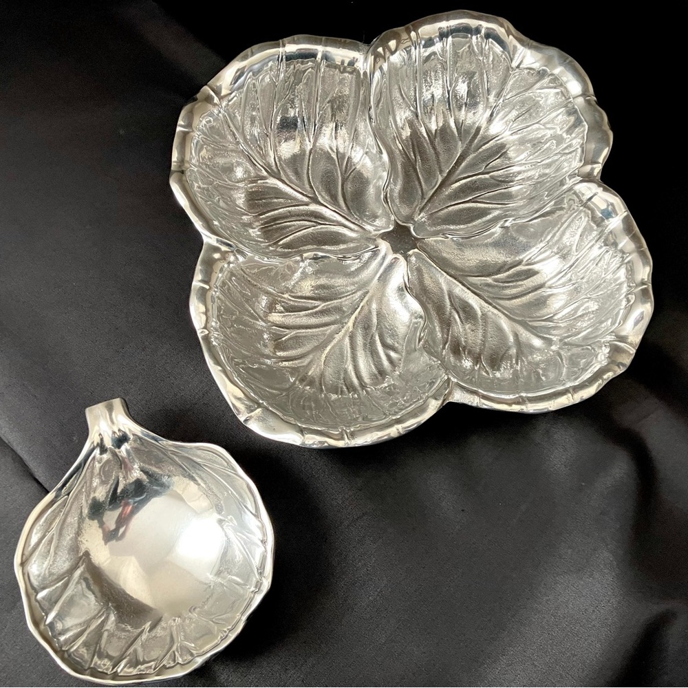Wilton Armetale Silver Cabbage Leaf-Shaped Chip & Dip Serving Set 11”x 11”x 2.25